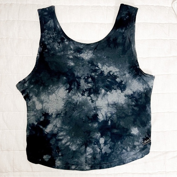 Calvin Klein Performance Black Tie Dye Twist Back Cropped Tank Top Size Small - Picture 1 of 16